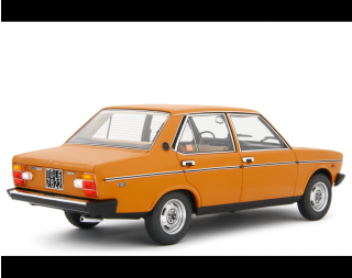 Fiat 131 1600 Mirafiori Special 1974 Arancione - Orange Laudoracing 1:18 Resinemodell (Türen, Motorhaube... nicht zu öffnen!)